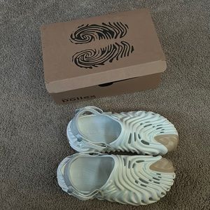 Salahe Bembury Crocs Stratus
